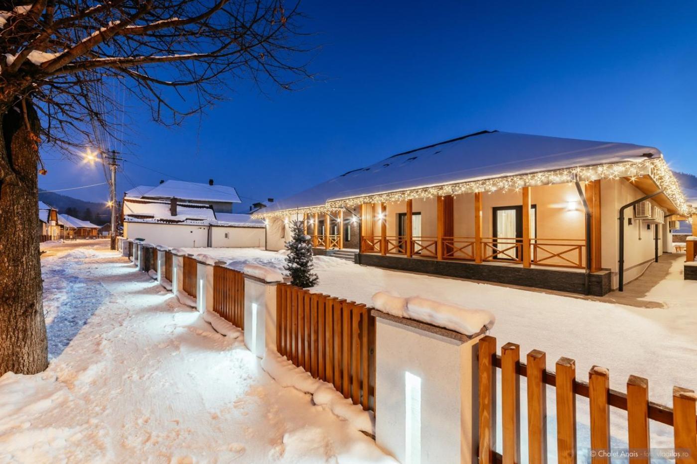 Anais Chalet คัมพูลุง โมลโดเวเนสค์ ภายนอก รูปภาพ